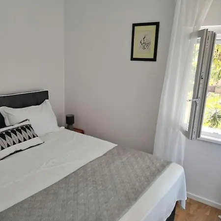 Ugodan Obiteljski Smjestaj Apartment Zadar Exterior photo
